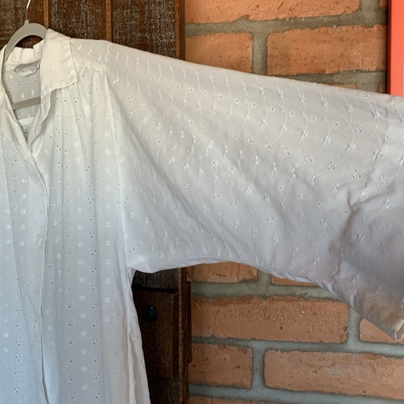 Vintage white eyelet beach coverup / blouse / minidress size Medium - Picture 5 of 14
